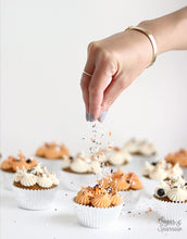 Cargar imagen en el visor de la galería, Pumpkin Cupcakes
